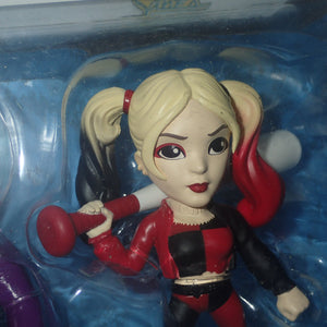 Jada JAD97571 - Suicide Squad – Joker & Harley 4″ Metals Die-Cast Action Figure 2-Pack