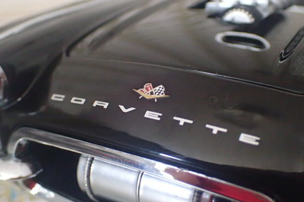 ACME A1800930 - 1/18 Scale 1961 Chevrolet Corvette Gasser - Showtime