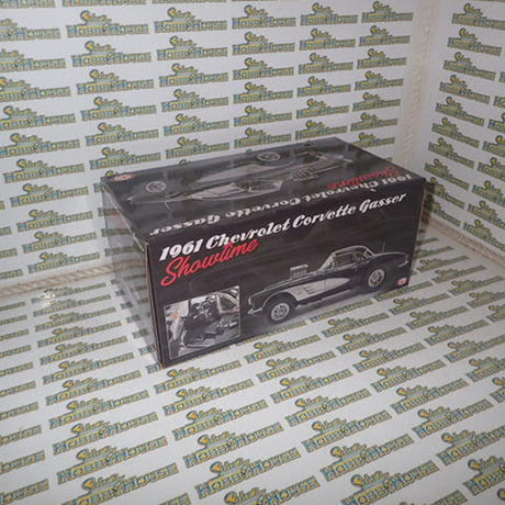 ACME A1800930 - 1/18 Scale 1961 Chevrolet Corvette Gasser - Showtime
