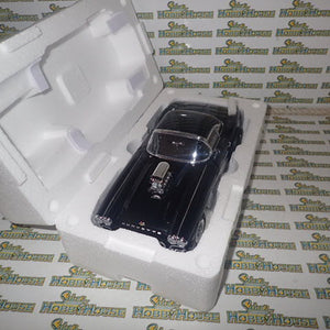 ACME A1800930 - 1/18 Scale 1961 Chevrolet Corvette Gasser - Showtime