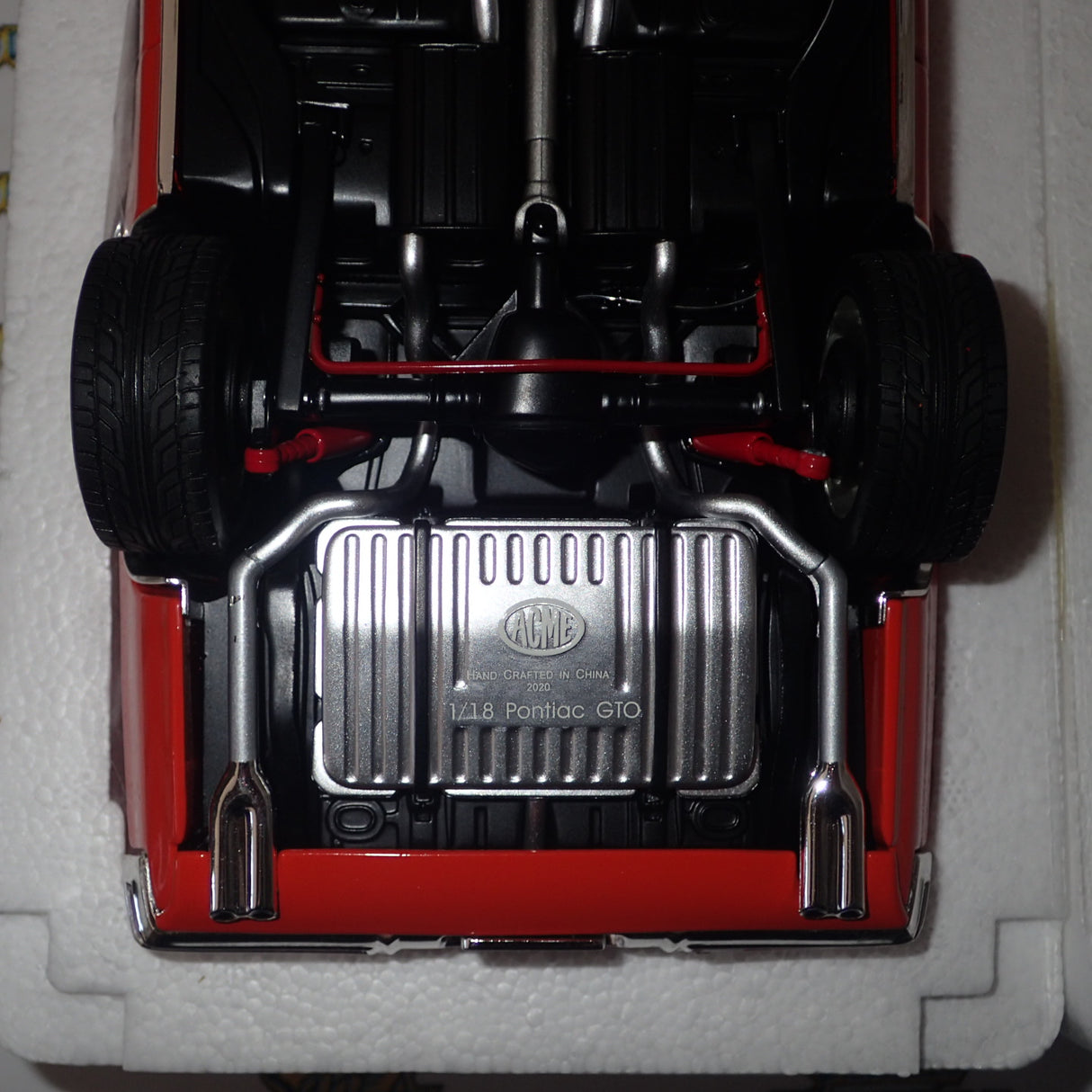 ACME A1801214 - 1/18 Scale 1970 Pontiac GTO Street Fighter the Prosecutor Diecast Scale Model Replica