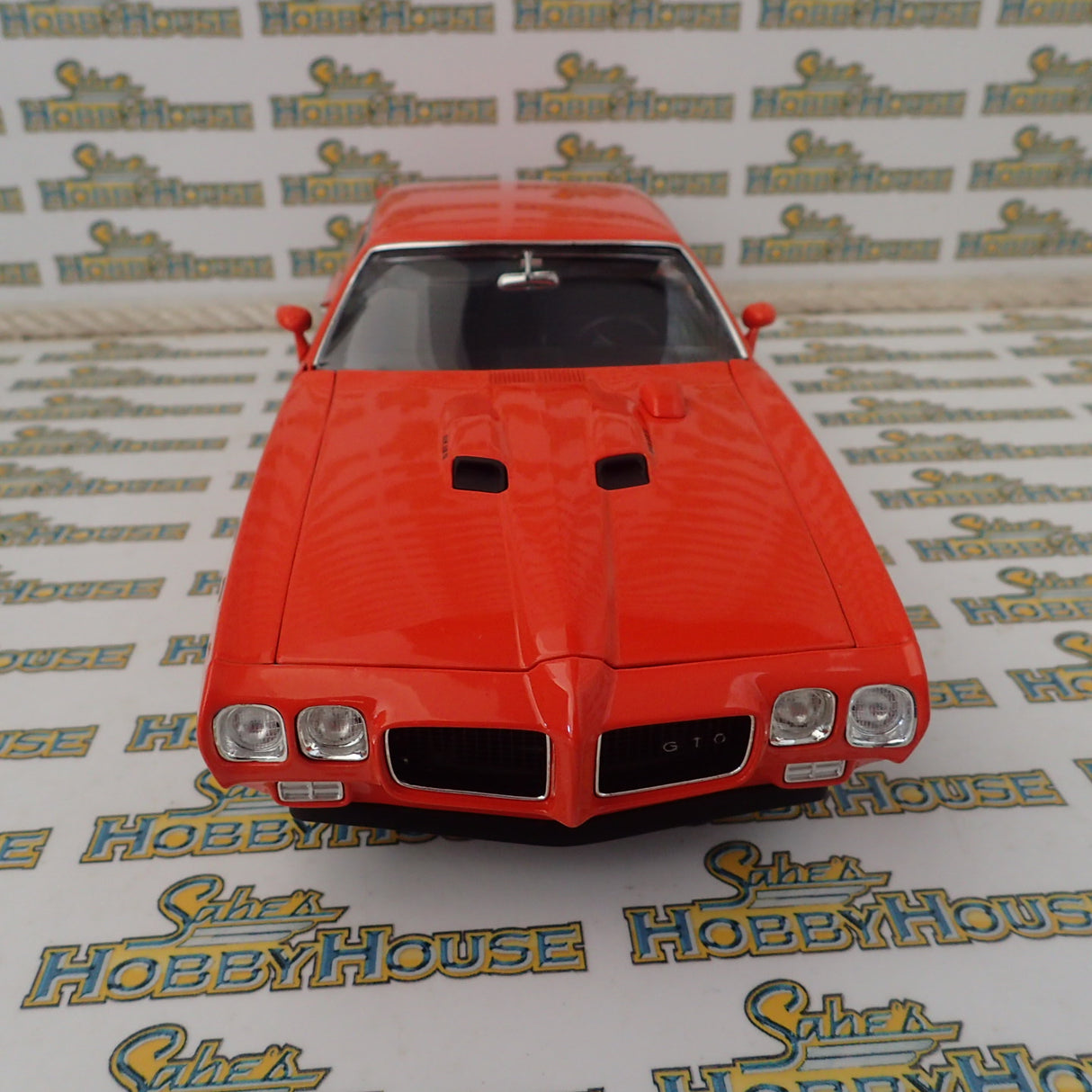 ACME A1801214 - 1/18 Scale 1970 Pontiac GTO Street Fighter the Prosecutor Diecast Scale Model Replica