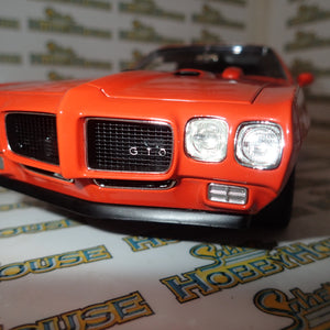 ACME A1801214 - 1/18 Scale 1970 Pontiac GTO Street Fighter the Prosecutor Diecast Scale Model Replica