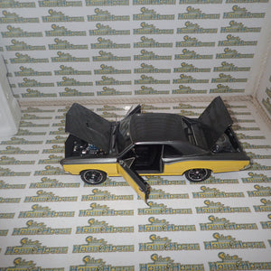 ACME A1801219 - 1/18 Scale 1966 PONTIAC GTO RESTOMOD Diecast Scale Model Replica