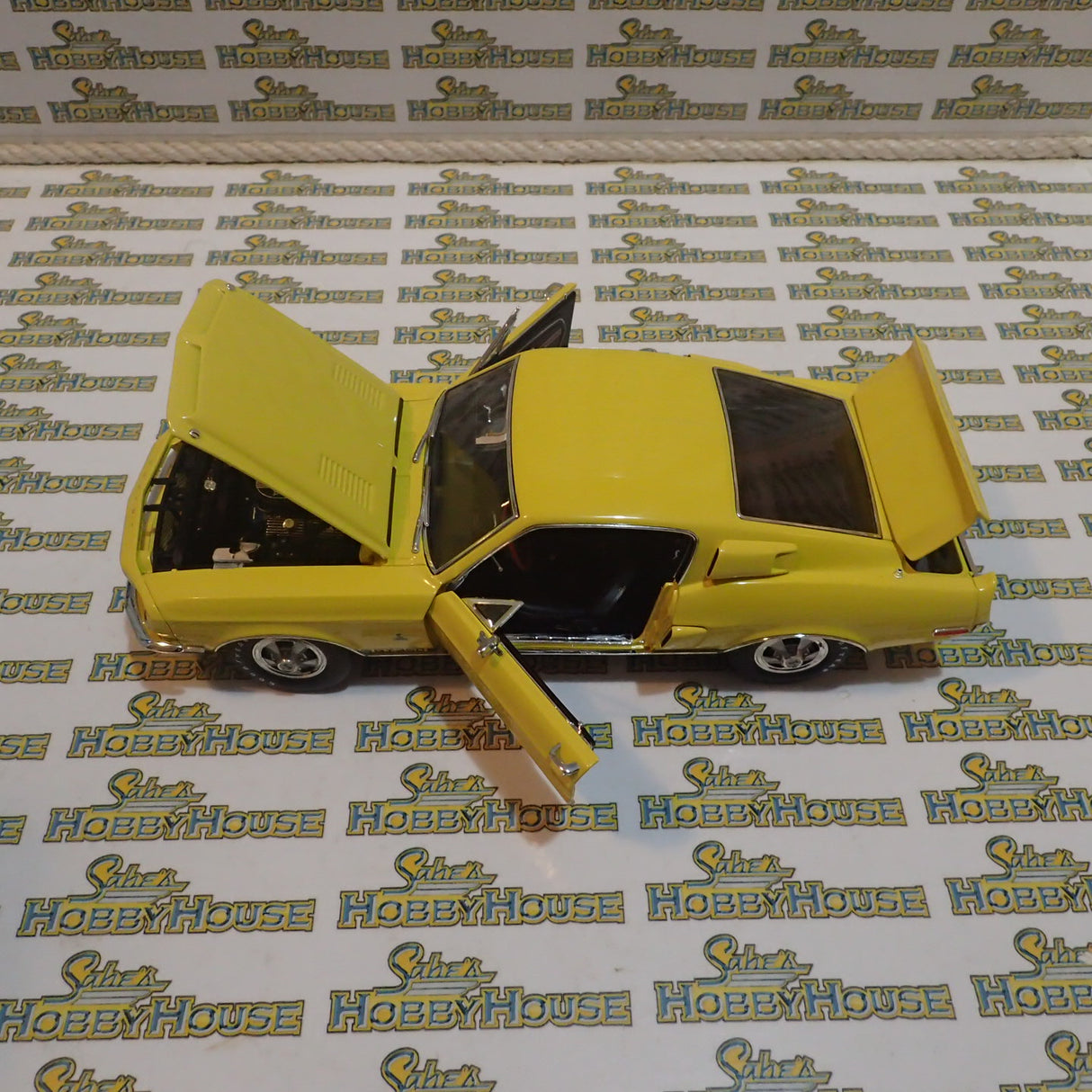 ACME A1801806 - 1/18 Scale 1968 Shelby GT 350 - "WT" Paint Scheme 6066 Yellow - Release 2
