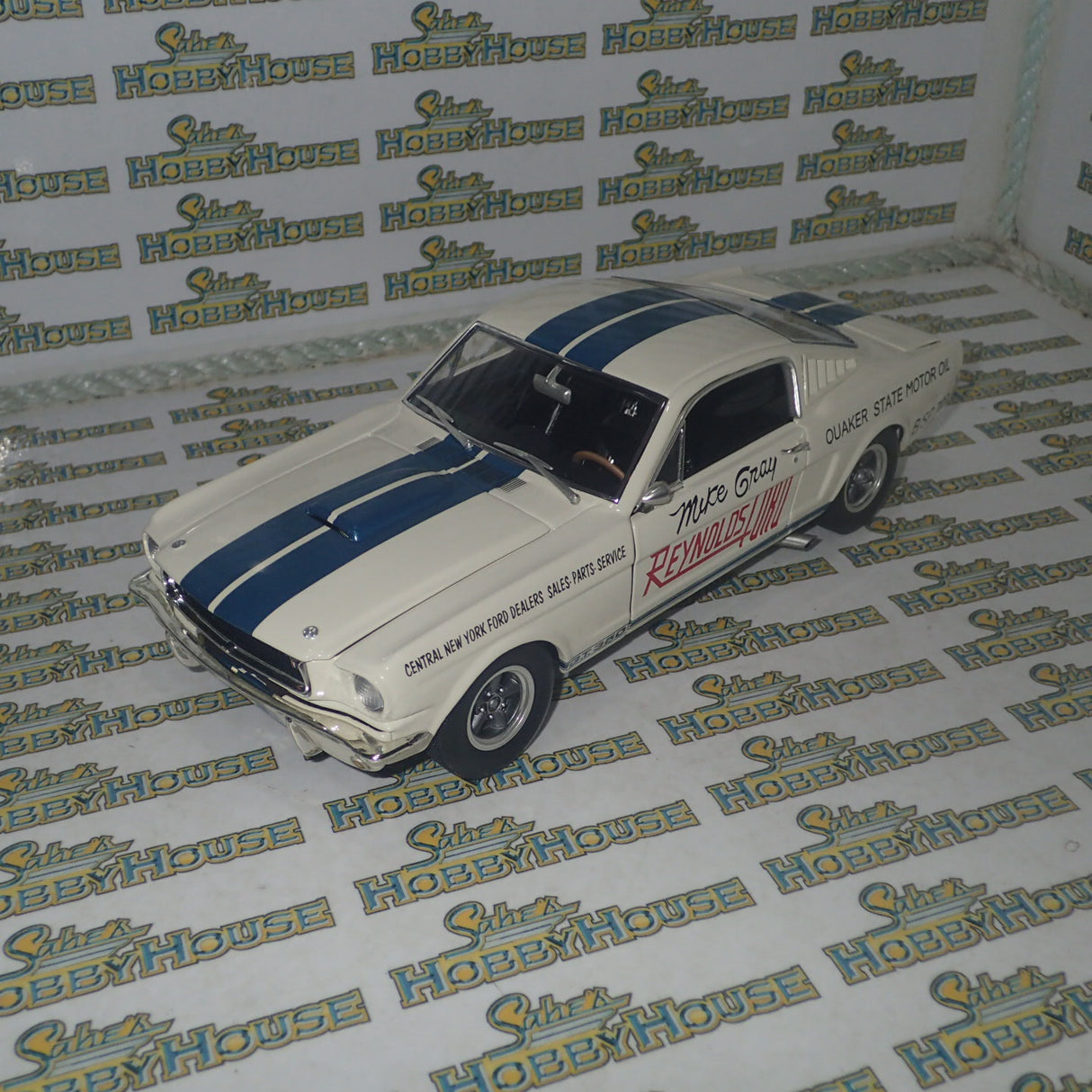 ACME A1801883 - 1/18 Scale 1965 Shelby GT350 - Reynolds Ford Diecast Scale Model Replica