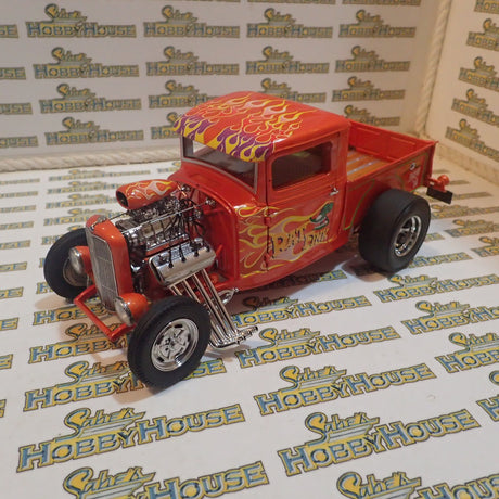 ACME A1804102 - 1/18 Scale 1932 Ford Hot Rod Pick Up Rat Fink Diecast Scale Model Replica