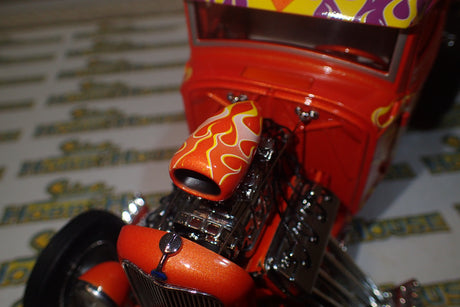 ACME A1804102 - 1/18 Scale 1932 Ford Hot Rod Pick Up Rat Fink Diecast Scale Model Replica