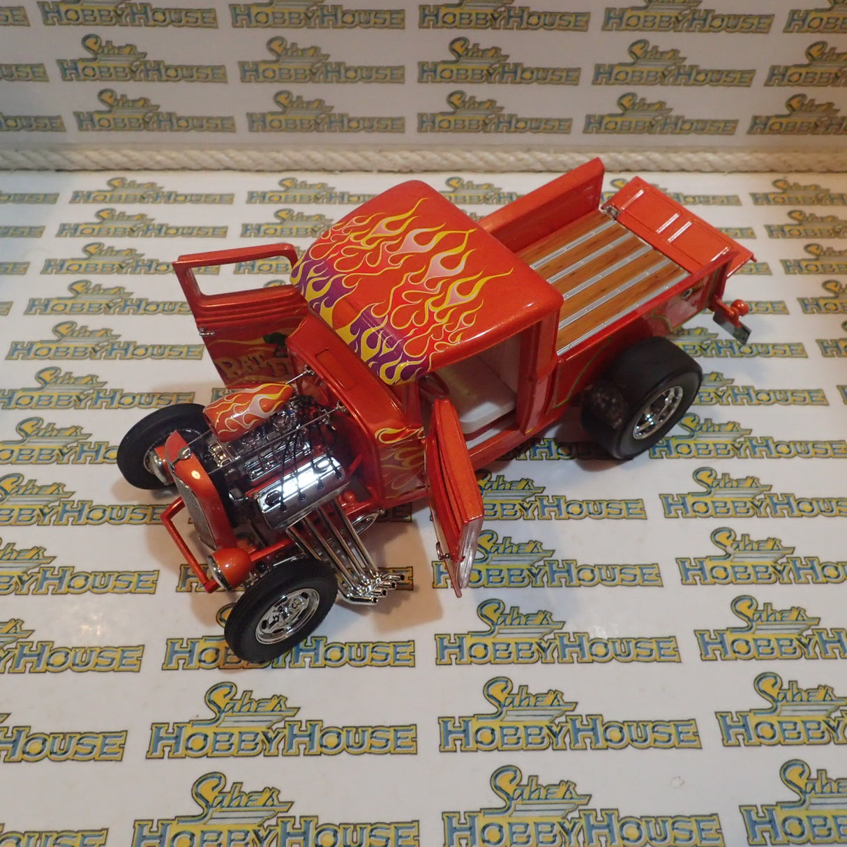 ACME A1804102 - 1/18 Scale 1932 Ford Hot Rod Pick Up Rat Fink Diecast Scale Model Replica