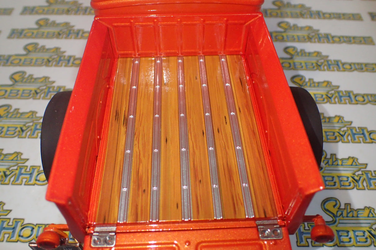 ACME A1804102 - 1/18 Scale 1932 Ford Hot Rod Pick Up Rat Fink Diecast Scale Model Replica