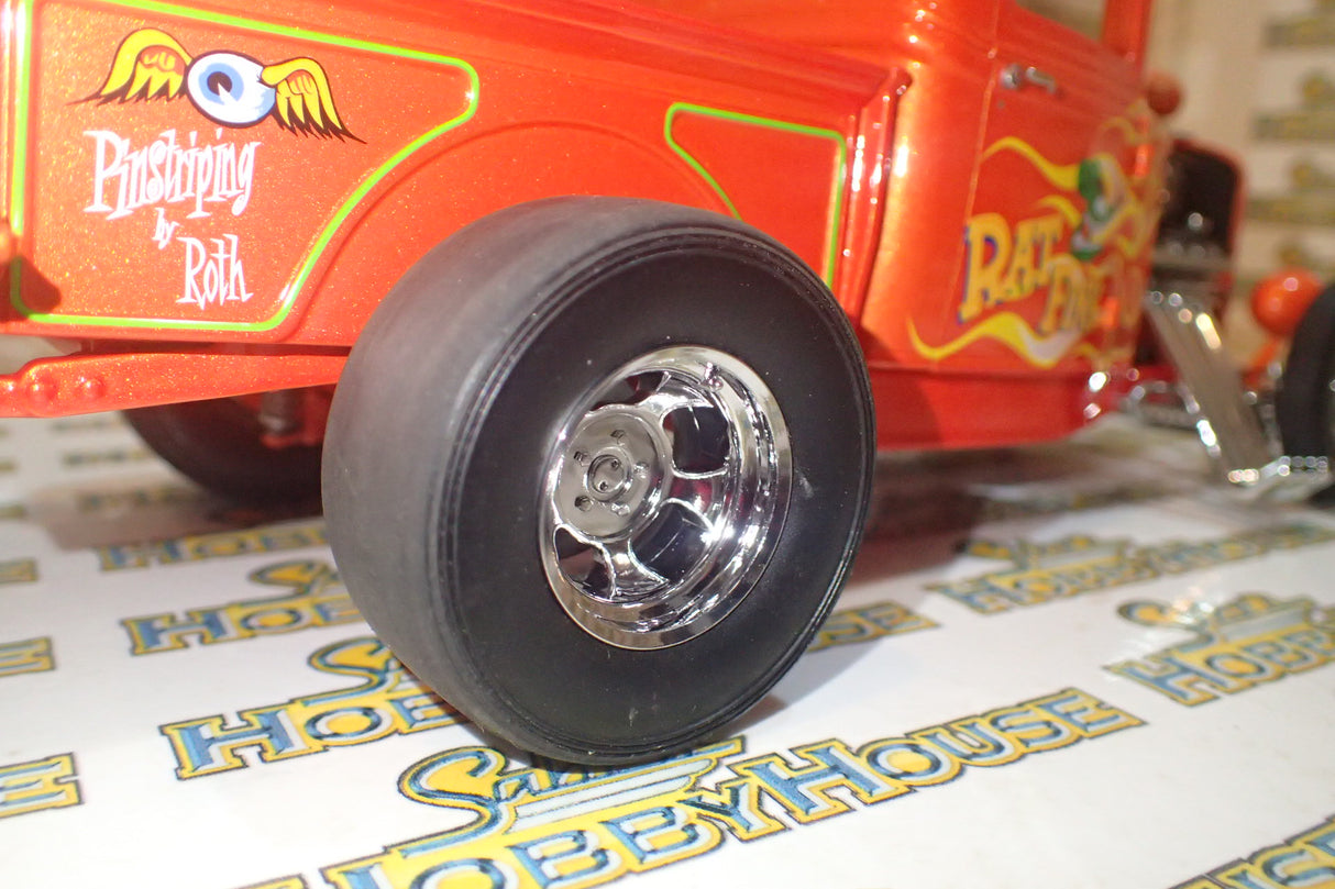 ACME A1804102 - 1/18 Scale 1932 Ford Hot Rod Pick Up Rat Fink Diecast Scale Model Replica