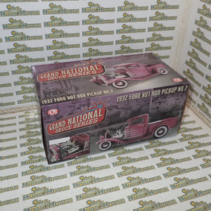 ACME A1804105 - 1/18 Scale 1932 Ford Hot Rod Pickup - GNDS #7 Die-Cast Model Replica