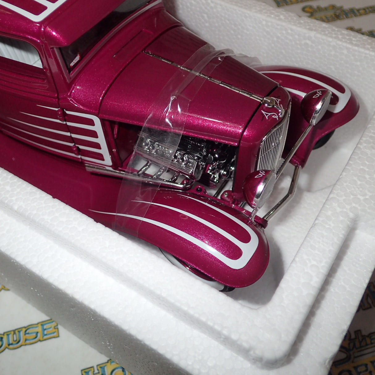 ACME A1804105 - 1/18 Scale 1932 Ford Hot Rod Pickup - GNDS #7 Die-Cast Model Replica