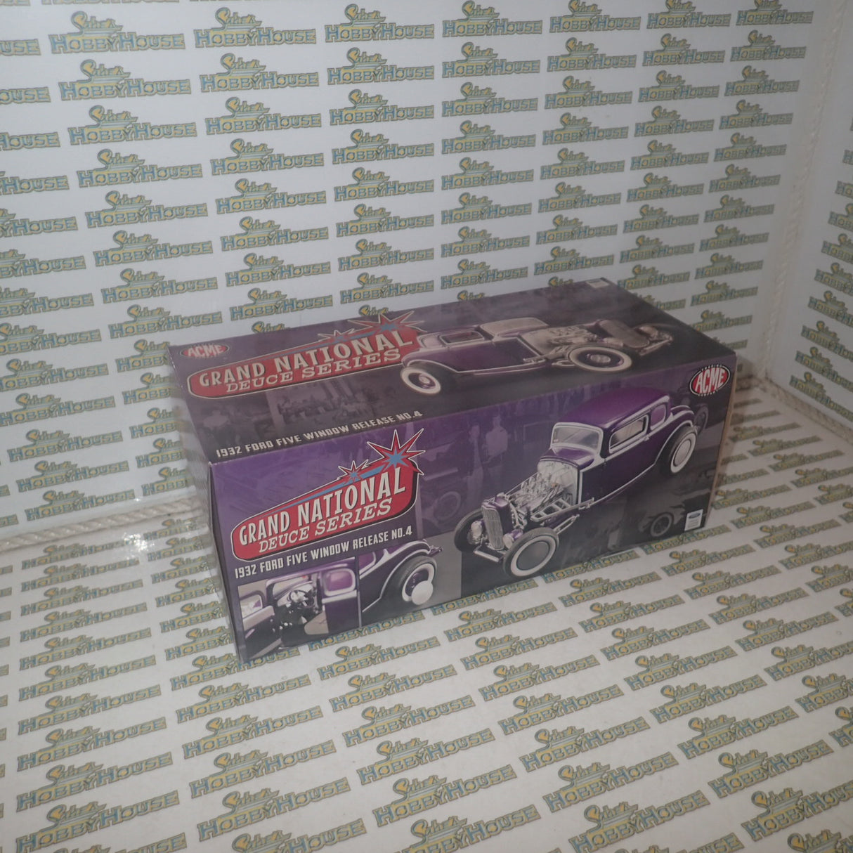 ACME A1805009 - 1/18 Scale - Grand National Deuce Series 1932 Ford Five Window Release No.4 Diecast Model Replica