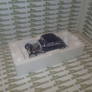 ACME A1805009 - 1/18 Scale - Grand National Deuce Series 1932 Ford Five Window Release No.4 Diecast Model Replica