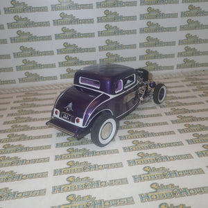 ACME A1805009 - 1/18 Scale - Grand National Deuce Series 1932 Ford Five Window Release No.4 Diecast Model Replica