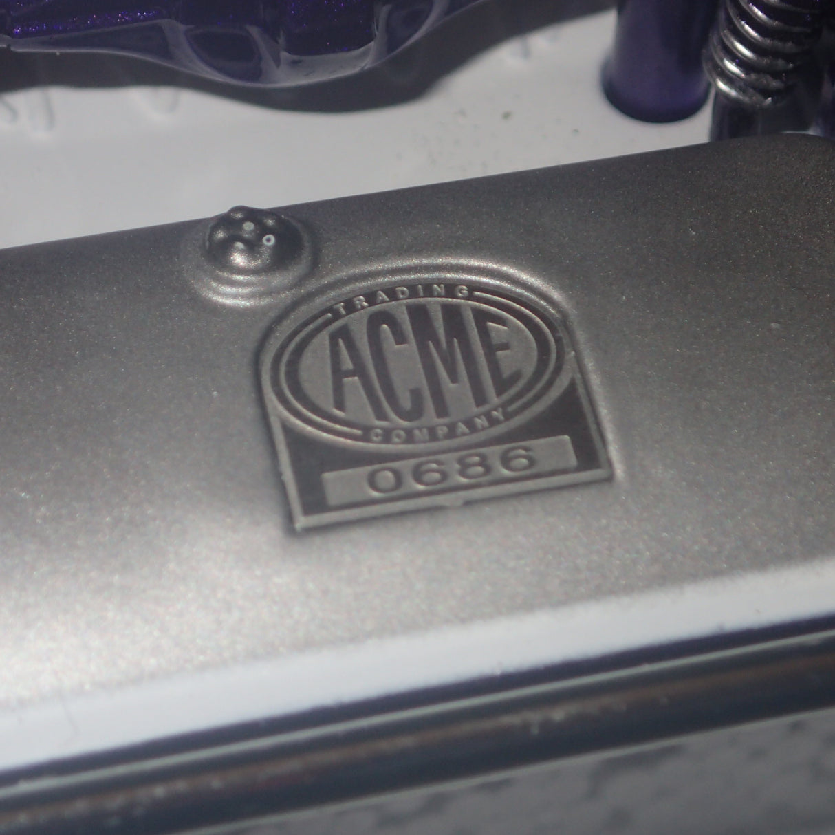 ACME A1805009 - 1/18 Scale - Grand National Deuce Series 1932 Ford Five Window Release No.4 Diecast Model Replica