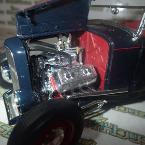 ACME A1805014 - 1/18 Scale 1932 Ford Roadster in Washington Blue Diecast Scale Model Replica