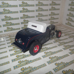 ACME A1805014 - 1/18 Scale 1932 Ford Roadster in Washington Blue Diecast Scale Model Replica