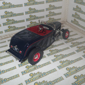 ACME A1805014 - 1/18 Scale 1932 Ford Roadster in Washington Blue Diecast Scale Model Replica