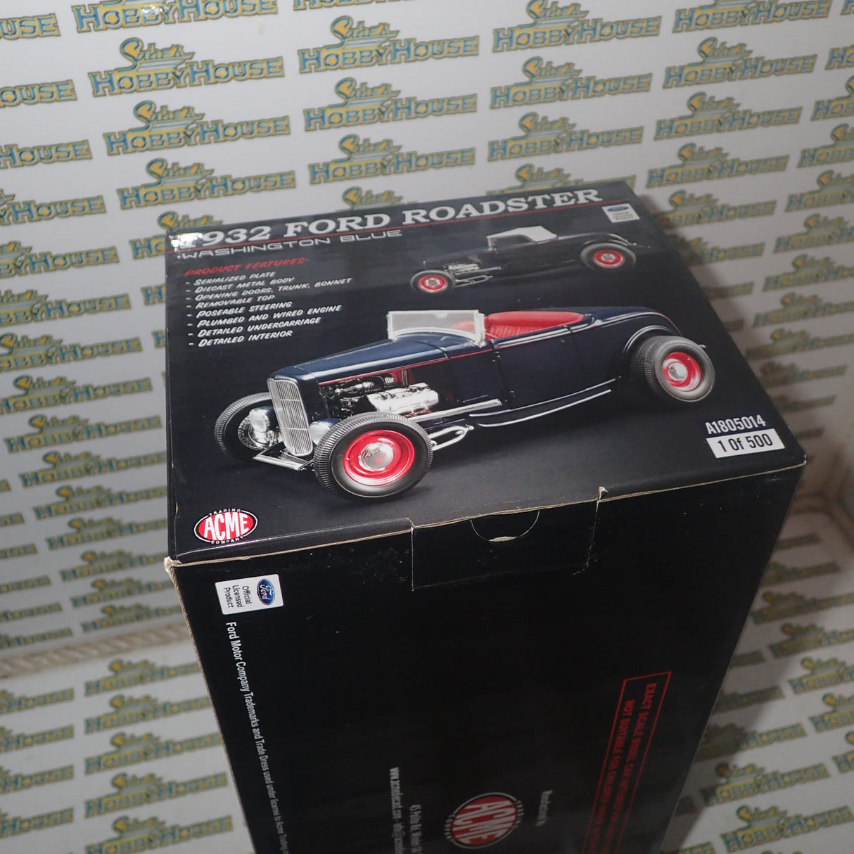 ACME A1805014 - 1/18 Scale 1932 Ford Roadster in Washington Blue Diecast Scale Model Replica