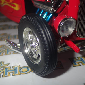 ACME A1805016 - 1/18 Scale 1932 Ford 3 Window Flamethrower Diecast Scale Model Replica