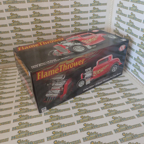 ACME A1805016 - 1/18 Scale 1932 Ford 3 Window Flamethrower Diecast Scale Model Replica