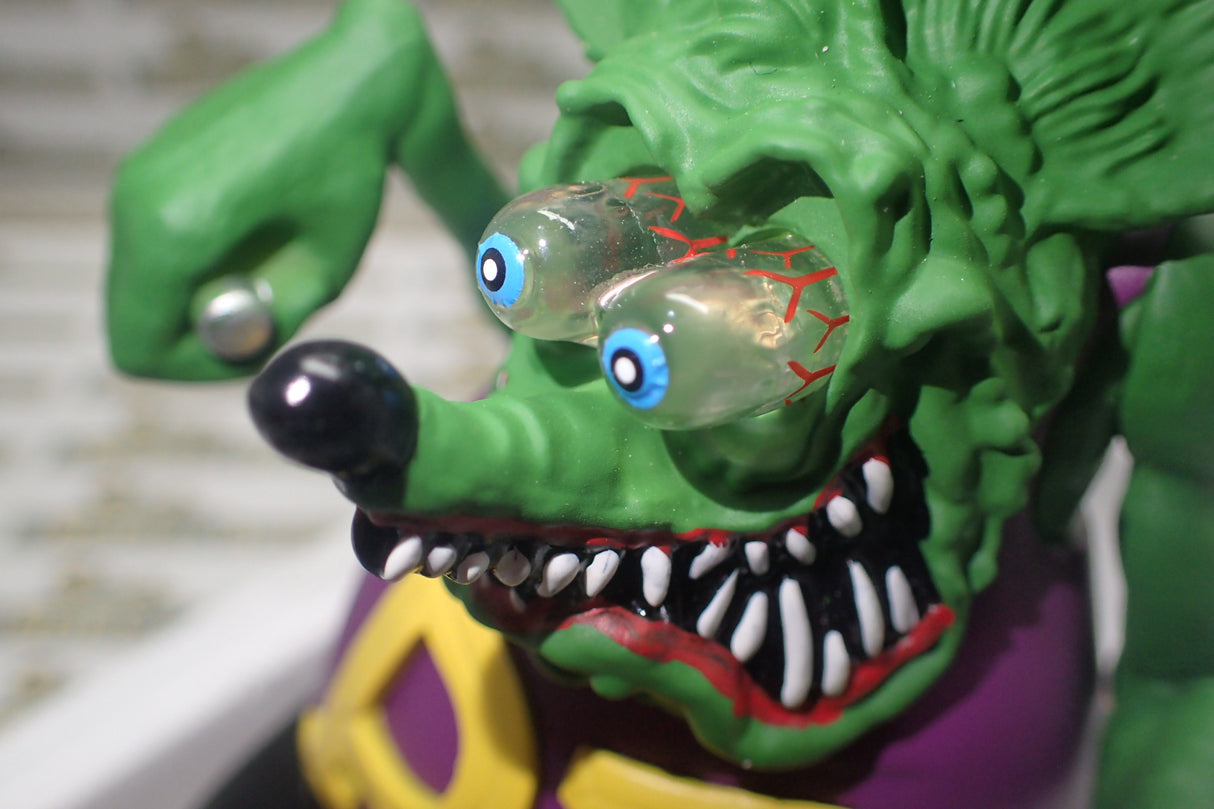 ACME A1805022 - 1/18 Scale 1932 Ford Blown 5 Window w/ Rat Fink figure Diecast Scale Model Replica