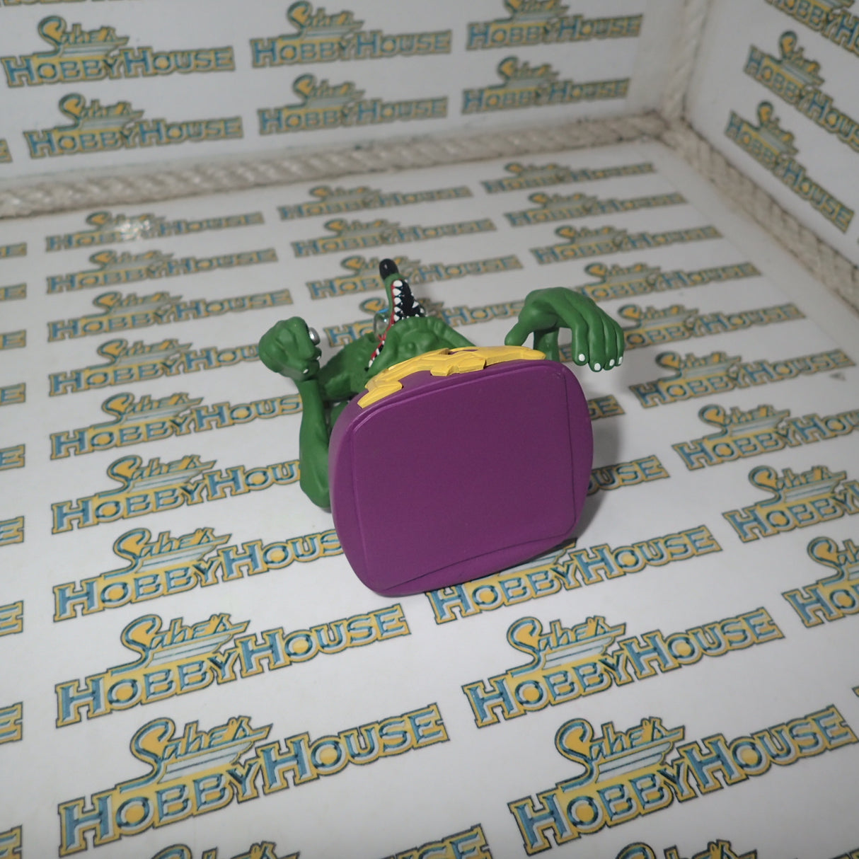 ACME A1805022 - 1/18 Scale 1932 Ford Blown 5 Window w/ Rat Fink figure Diecast Scale Model Replica