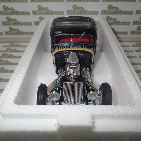 ACME A1805022 - 1/18 Scale 1932 Ford Blown 5 Window w/ Rat Fink figure Diecast Scale Model Replica