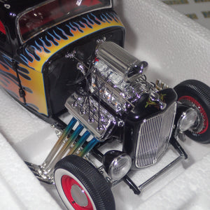 ACME A1805022 - 1/18 Scale 1932 Ford Blown 5 Window w/ Rat Fink figure Diecast Scale Model Replica