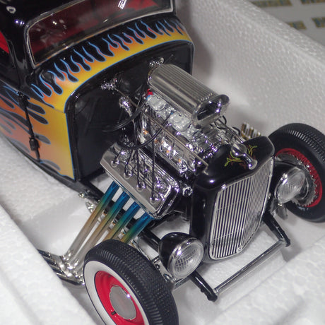 ACME A1805022 - 1/18 Scale 1932 Ford Blown 5 Window w/ Rat Fink figure Diecast Scale Model Replica