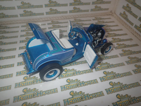 ACME A1805024 - 1/18 Scale 1932 FORD HOT ROD ROADSTER BLUE FLAME Diecast Scale Model Replica