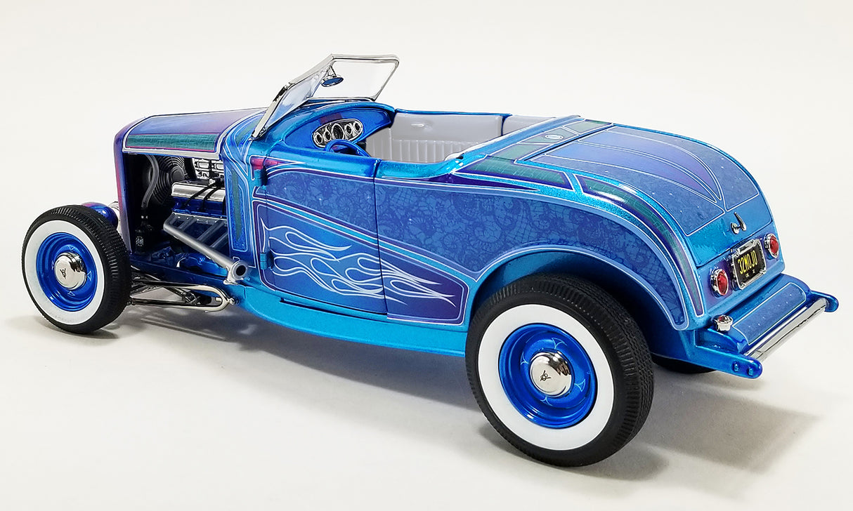 ACME A1805024 - 1/18 Scale 1932 FORD HOT ROD ROADSTER BLUE FLAME Diecast Scale Model Replica