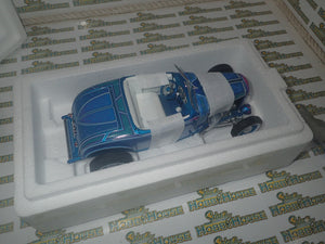 ACME A1805024 - 1/18 Scale 1932 FORD HOT ROD ROADSTER BLUE FLAME Diecast Scale Model Replica
