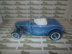 ACME A1805024 - 1/18 Scale 1932 FORD HOT ROD ROADSTER BLUE FLAME Diecast Scale Model Replica