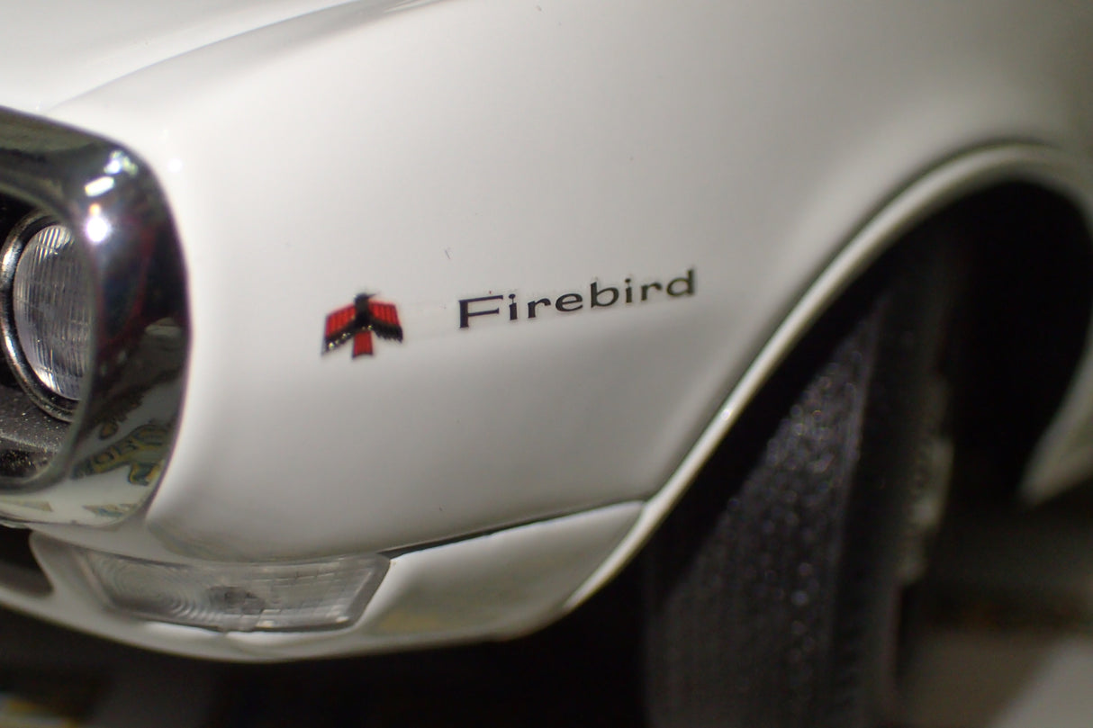 Acme A1805220 - 1/18 Scale 1968 Pontiac Firebird First Ram Air II Die-cast Model Replica