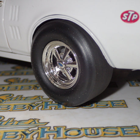 ACME A1805221 - 1/18 Scale 1968 Pontiac Firebird First Ram Air II - Weidner Pontiac Drag Die-Cast Model Replica