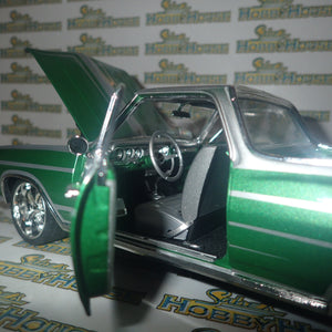 ACME A1805415 - 1/18 Scale 1965 CHEVROLET EL CAMINO SOUTHERN KINGS CUSTOMS Diecast Scale Model Replica