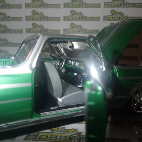 ACME A1805415 - 1/18 Scale 1965 CHEVROLET EL CAMINO SOUTHERN KINGS CUSTOMS Diecast Scale Model Replica