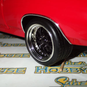 ACME A1805518 - 1/18 Scale 1970 CHEVROLET CHEVELLE SS CONVERTIBLE RESTOMOD Diecast Scale Model Replica