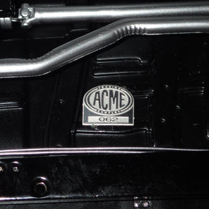 ACME A1805518 - 1/18 Scale 1970 CHEVROLET CHEVELLE SS CONVERTIBLE RESTOMOD Diecast Scale Model Replica