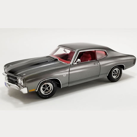ACME A1805523 - 1/18 Scale 1970 Chevelle 454 LS6 Diecast Model