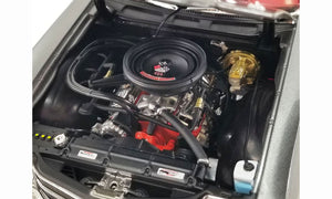 ACME A1805523 - 1/18 Scale 1970 Chevelle 454 LS6 Diecast Model