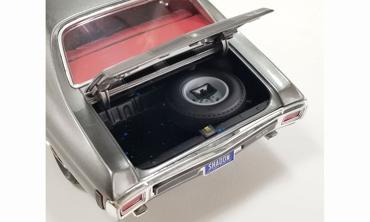 ACME A1805523 - 1/18 Scale 1970 Chevelle 454 LS6 Diecast Model