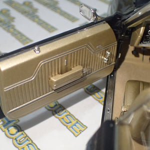 ACME A1804107 - 1/18 Scale 1932 Ford Truck - So-Cal Speed Shop Die-cast Model Replica