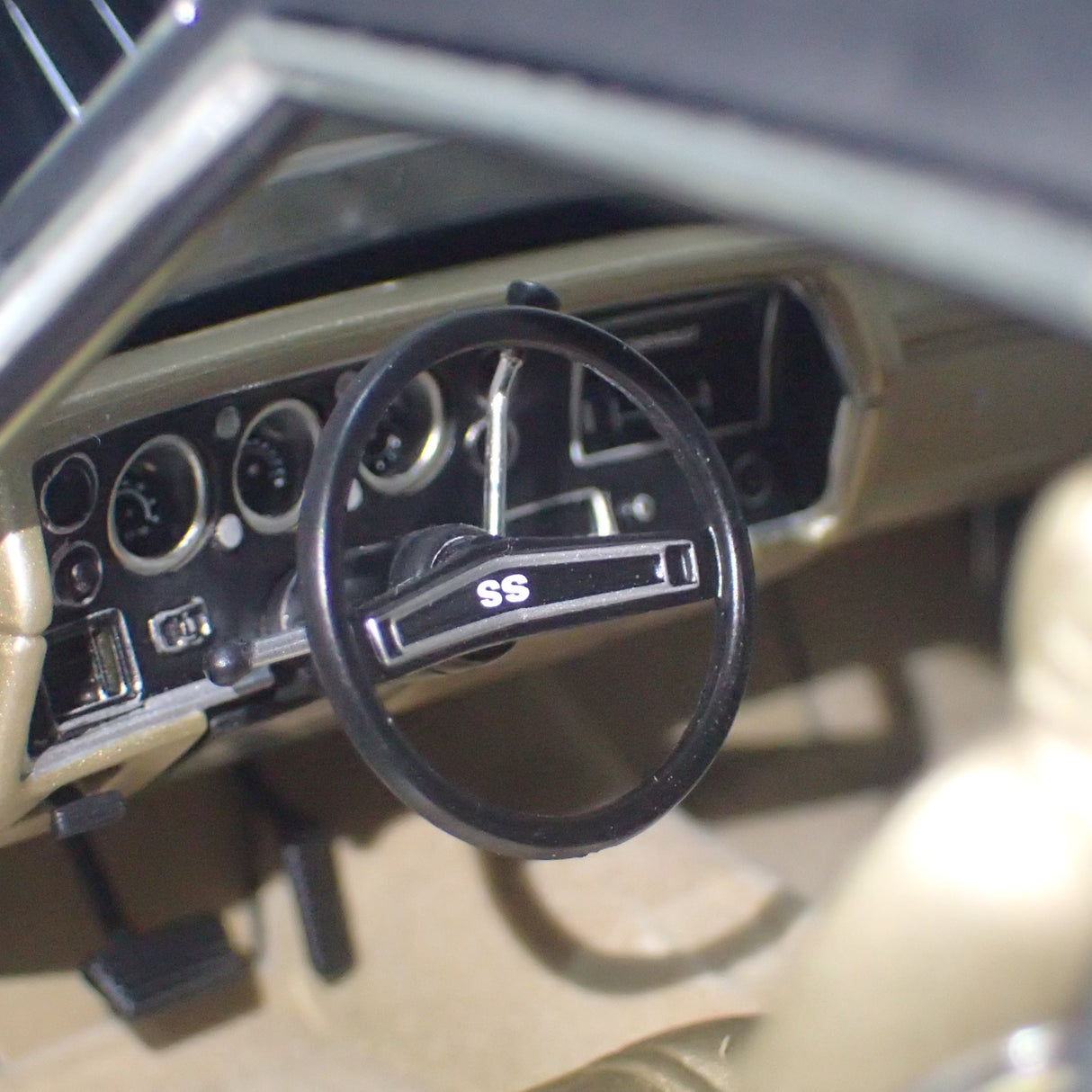 ACME A1804107 - 1/18 Scale 1932 Ford Truck - So-Cal Speed Shop Die-cast Model Replica