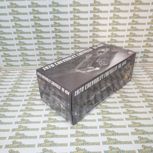 ACME A1805527 - 1/18 Scale 1970 Chevrolet Chevelle SS 454 Die-cast Model