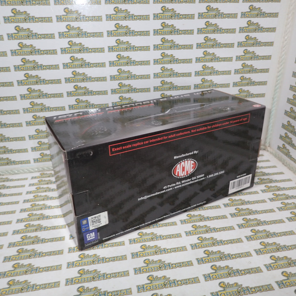 ACME A1805617 - 1/18 Scale - 1970 OLDSMOBILE 442 STREET FIGHTER Diecast Scale Model Replica