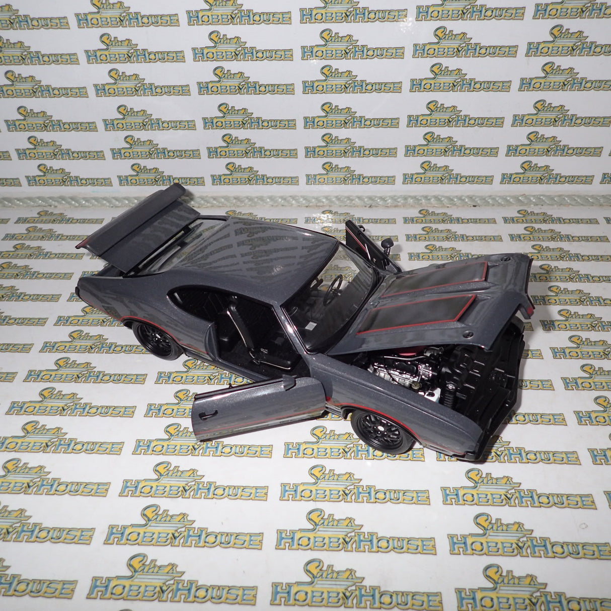 ACME A1805617 - 1/18 Scale - 1970 OLDSMOBILE 442 STREET FIGHTER Diecast Scale Model Replica